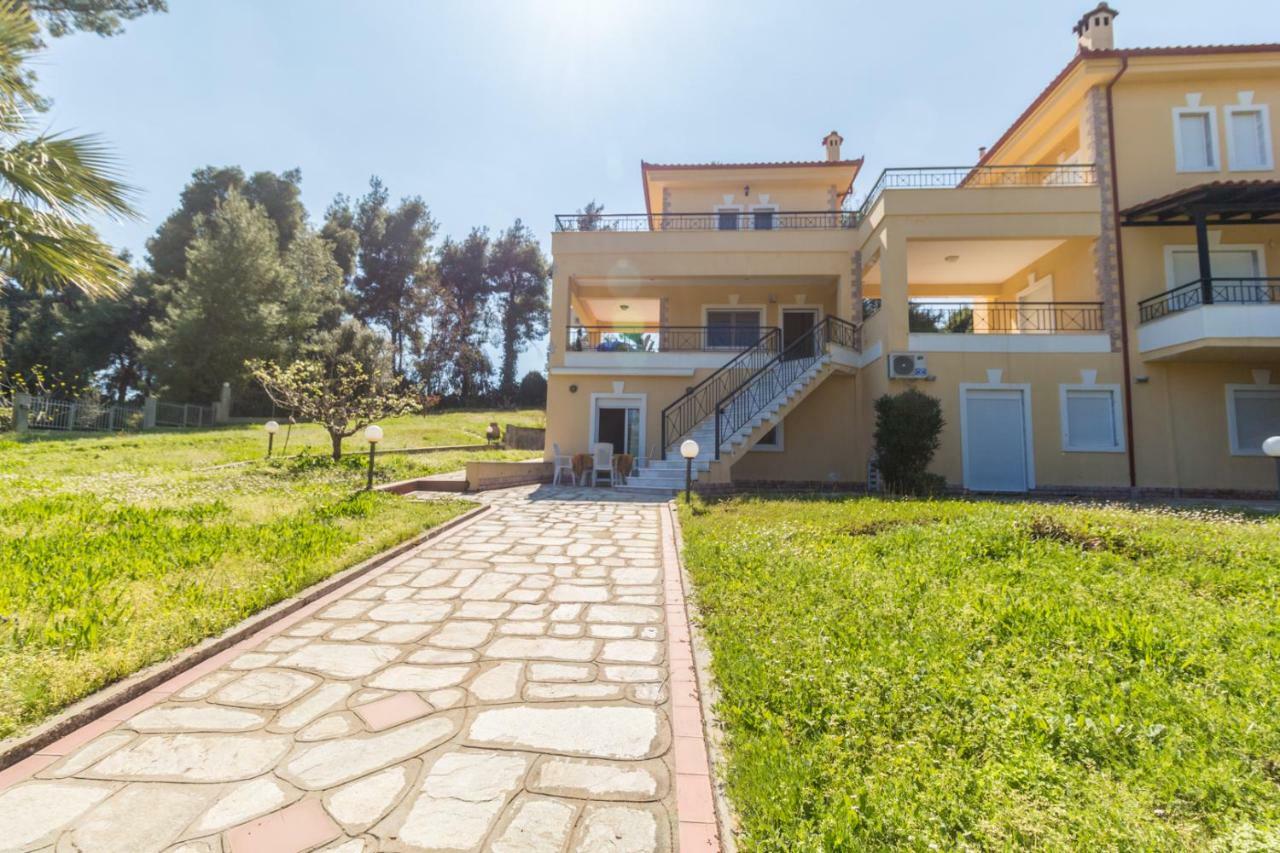 Kyrana Apartments 팔리오우리 외부 사진